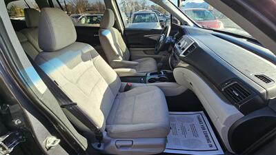 2016 Honda Pilot LX   - Photo 5 - Lakeport, CA 95453-5619