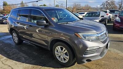 2016 Honda Pilot LX   - Photo 2 - Lakeport, CA 95453-5619