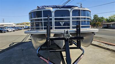 2022 TRIFECTA PONTOON LE SERIES - Photo 4 - Lakeport, CA 95453-5619