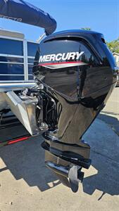 2022 TRIFECTA PONTOON LE SERIES - Photo 3 - Lakeport, CA 95453-5619