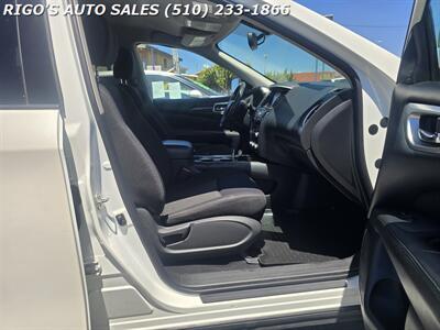 2019 Nissan Pathfinder SV - Photo 6 - Richmond, CA 94804