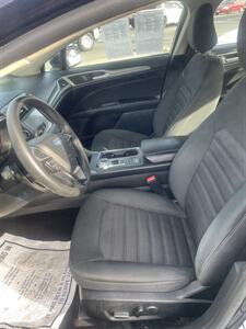 2020 Ford Fusion SE   - Photo 3 - Richmond, CA 94804