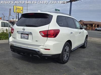 2020 Nissan Pathfinder SV   - Photo 3 - Richmond, CA 94804