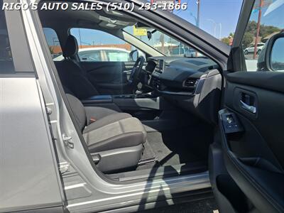 2024 Nissan Rogue SV - Photo 5 - Richmond, CA 94804