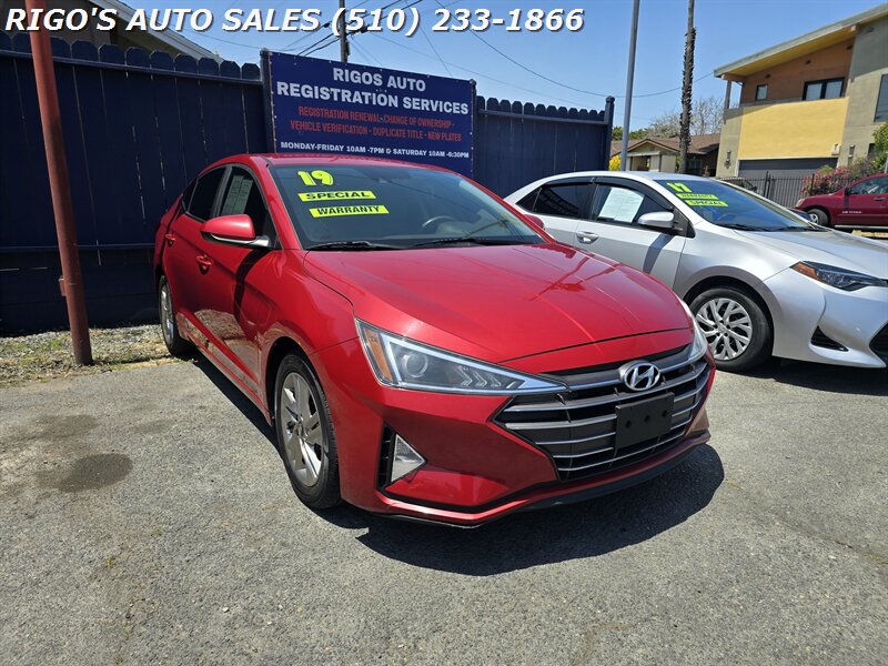2019 Hyundai ELANTRA SEL  