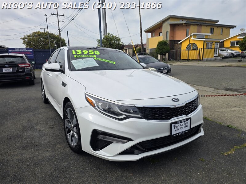 2019 Kia Optima S  