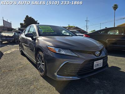 2021 Toyota Camry XLE Sedan