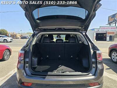2022 Jeep Compass Limited - Photo 8 - Richmond, CA 94804