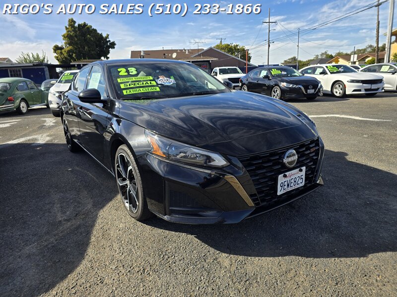 2023 Nissan Altima 2.5 SR  