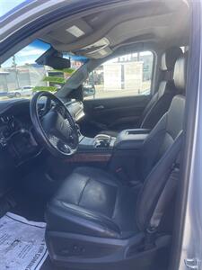 2017 Chevrolet Suburban Premier   - Photo 3 - Richmond, CA 94804