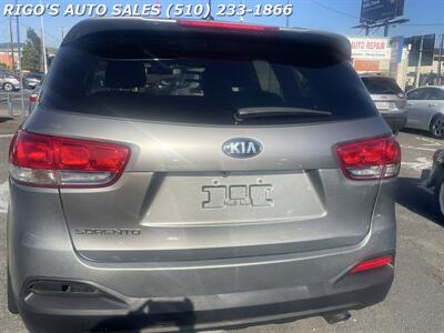 2017 Kia Sorento LX V6 - Photo 8 - Richmond, CA 94804