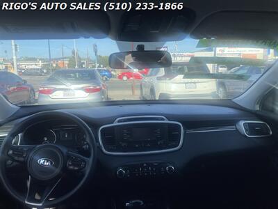 2017 Kia Sorento LX V6 - Photo 5 - Richmond, CA 94804