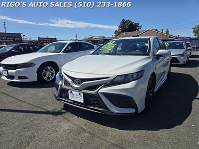 2022 Toyota Camry SE   - Photo 2 - Richmond, CA 94804