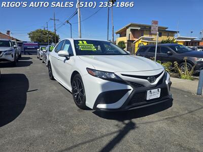 2022 Toyota Camry SE   - Photo 1 - Richmond, CA 94804
