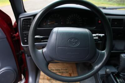 1998 Toyota Tacoma SR5 - Photo 13 - Shoreline, WA 98133