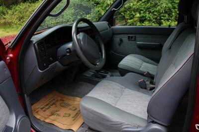 1998 Toyota Tacoma SR5 - Photo 5 - Shoreline, WA 98133