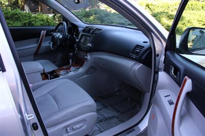 2008 Toyota Highlander Limited 1-owner   - Photo 15 - Shoreline, WA 98133