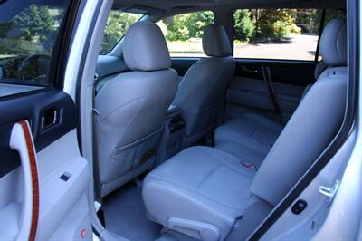 2008 Toyota Highlander Limited 1-owner   - Photo 16 - Shoreline, WA 98133