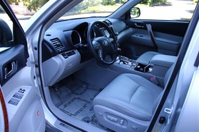 2008 Toyota Highlander Limited 1-owner   - Photo 5 - Shoreline, WA 98133