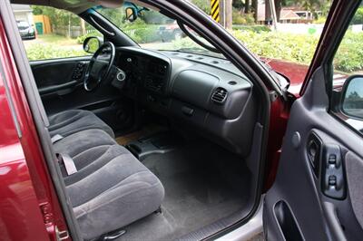 2000 Dodge Dakota SLT 89k miles   - Photo 13 - Shoreline, WA 98133