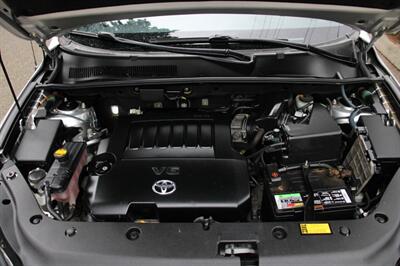 2007 Toyota RAV4 Limited   - Photo 18 - Shoreline, WA 98133