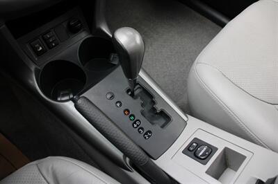 2007 Toyota RAV4 Limited   - Photo 8 - Shoreline, WA 98133