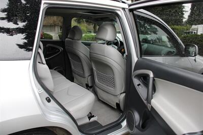 2007 Toyota RAV4 Limited   - Photo 6 - Shoreline, WA 98133