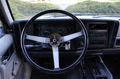 1991 Jeep Cherokee Sport   - Photo 16 - Shoreline, WA 98133