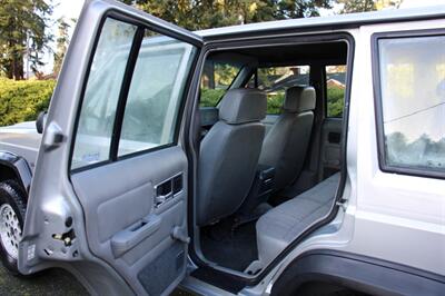 1991 Jeep Cherokee Sport   - Photo 14 - Shoreline, WA 98133