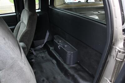 2002 Chevrolet S-10 Base 63K MILES   - Photo 6 - Shoreline, WA 98133