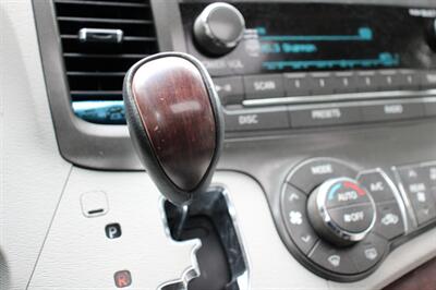 2011 Toyota Sienna XLE 7-Passenger AWD   - Photo 9 - Shoreline, WA 98133