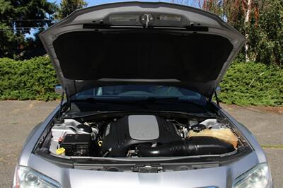 2011 Chrysler 300C   - Photo 18 - Shoreline, WA 98133