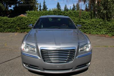 2011 Chrysler 300C   - Photo 10 - Shoreline, WA 98133
