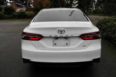 2022 Toyota Camry LE   - Photo 11 - Shoreline, WA 98133