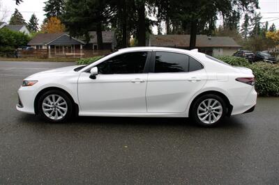 2022 Toyota Camry LE   - Photo 13 - Shoreline, WA 98133