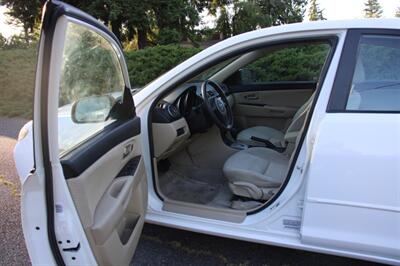 2008 Mazda Mazda3 i Touring   - Photo 5 - Shoreline, WA 98133