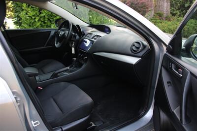 2012 Mazda Mazda3 i Touring   - Photo 13 - Shoreline, WA 98133