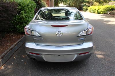 2012 Mazda Mazda3 i Touring   - Photo 10 - Shoreline, WA 98133