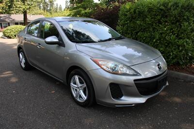 2012 Mazda Mazda3 i Touring   - Photo 2 - Shoreline, WA 98133