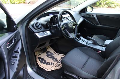 2012 Mazda Mazda3 i Touring   - Photo 5 - Shoreline, WA 98133