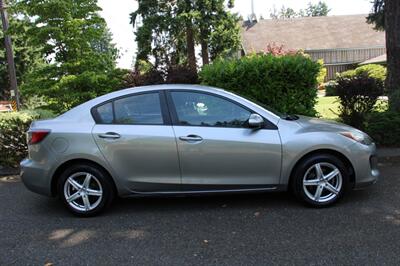 2012 Mazda Mazda3 i Touring   - Photo 11 - Shoreline, WA 98133