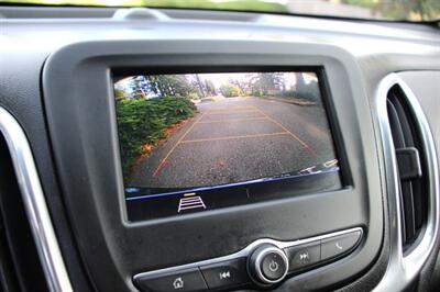 2020 Chevrolet Equinox LT   - Photo 9 - Shoreline, WA 98133