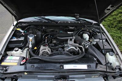 2000 GMC Jimmy SLT 4dr SLT 4X4   - Photo 17 - Shoreline, WA 98133