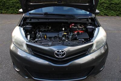 2012 Toyota Yaris 3-Door L   - Photo 18 - Shoreline, WA 98133
