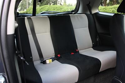 2012 Toyota Yaris 3-Door L   - Photo 6 - Shoreline, WA 98133