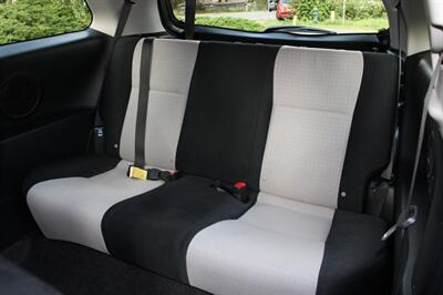 2012 Toyota Yaris 3-Door L   - Photo 14 - Shoreline, WA 98133