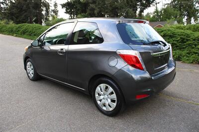 2012 Toyota Yaris 3-Door L   - Photo 4 - Shoreline, WA 98133