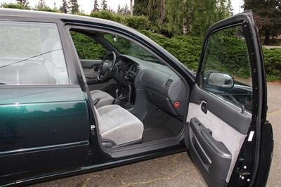 1996 Toyota Corolla DX   - Photo 13 - Shoreline, WA 98133