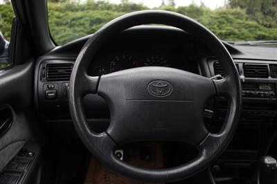 1996 Toyota Corolla DX   - Photo 16 - Shoreline, WA 98133