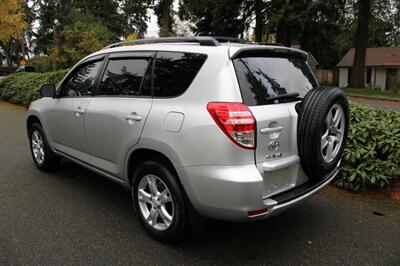 2011 Toyota RAV4   - Photo 4 - Shoreline, WA 98133